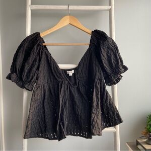 Newbury Kustom Black Textured Puff Sleeve Blouse
